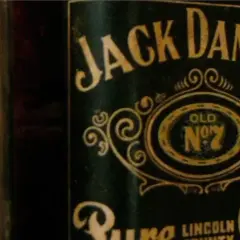 Z czego robi się whisky Jack Daniel's? Odkryj skład i proces produkcji