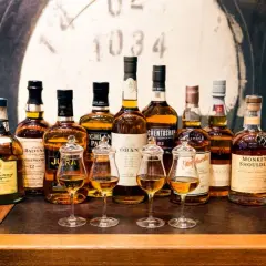 Najlepsze whisky, które zachwycą Twoje podniebienie i zaskoczą gości