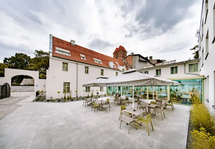 Gdzie na drinka w Toruniu? Odkryj najlepsze miejsca na relaks