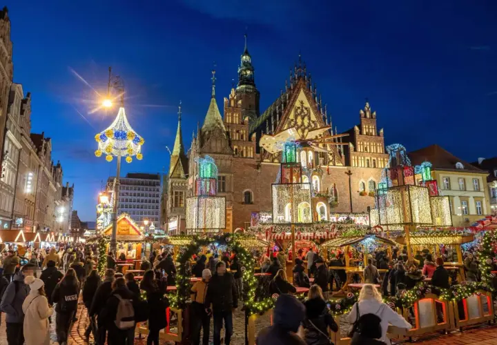 Ile kosztuje grzaniec na jarmarku we Wrocławiu? Ceny, które zaskakują