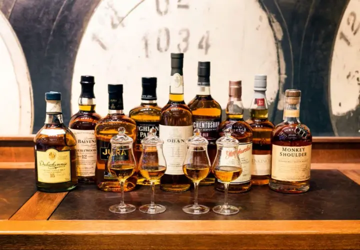 Najlepsze whisky, które zachwycą Twoje podniebienie i zaskoczą gości