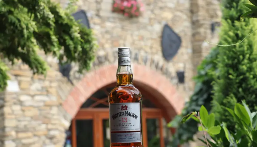 Jakie whisky na wesele? Odkryj najlepsze opcje dla gości
